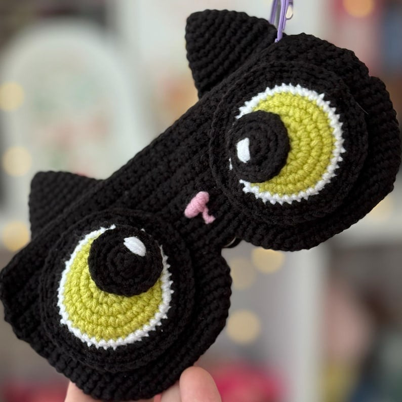 Cute crochet glasses holder Gulyarn