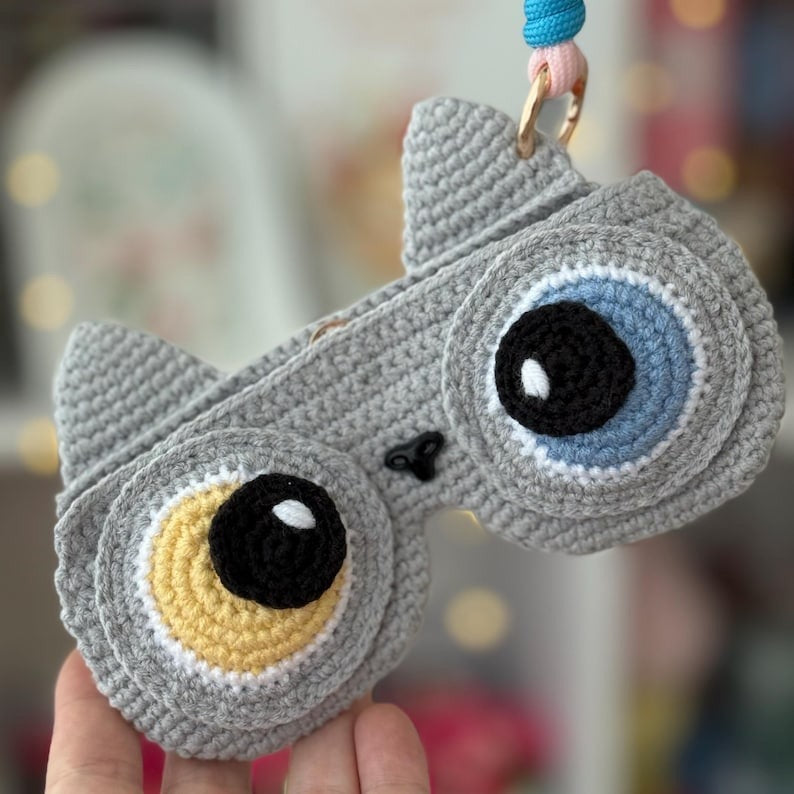 Cute crochet glasses holder Gulyarn
