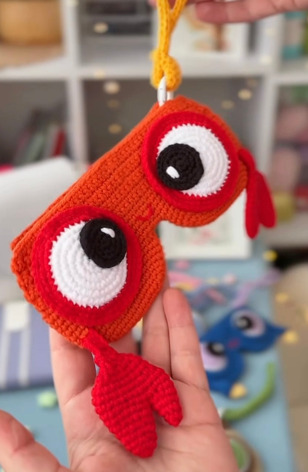 Cute crochet glasses holder Gulyarn