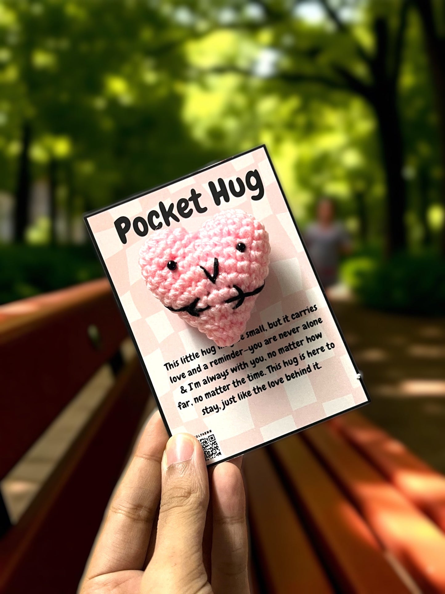 Crochet Pocket Hug Gulyarn